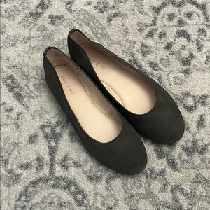 Violet & Red Suede Moss Green Ballet Flats - Size 9!